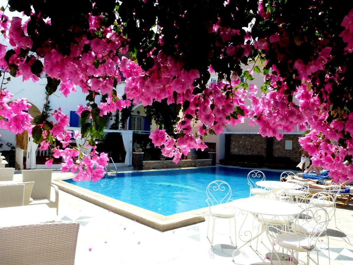 Bougainvillea Suites Kamári Eksteriør bilde
