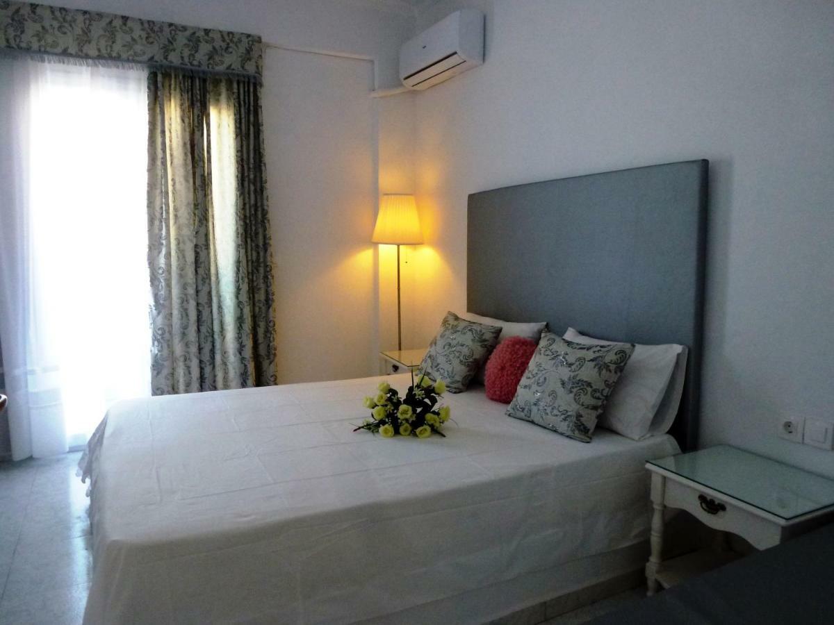 Bougainvillea Suites Kamári Eksteriør bilde