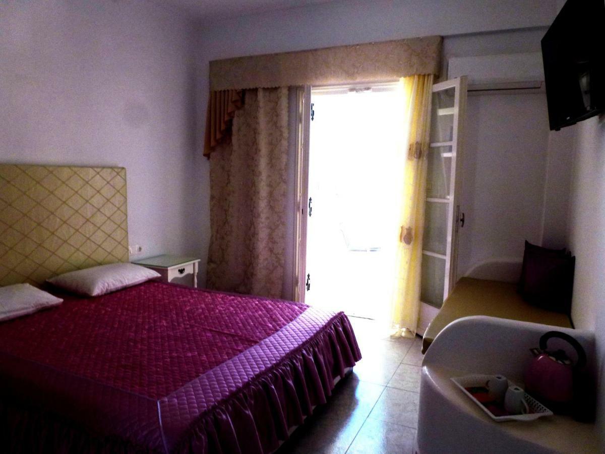 Bougainvillea Suites Kamári Eksteriør bilde