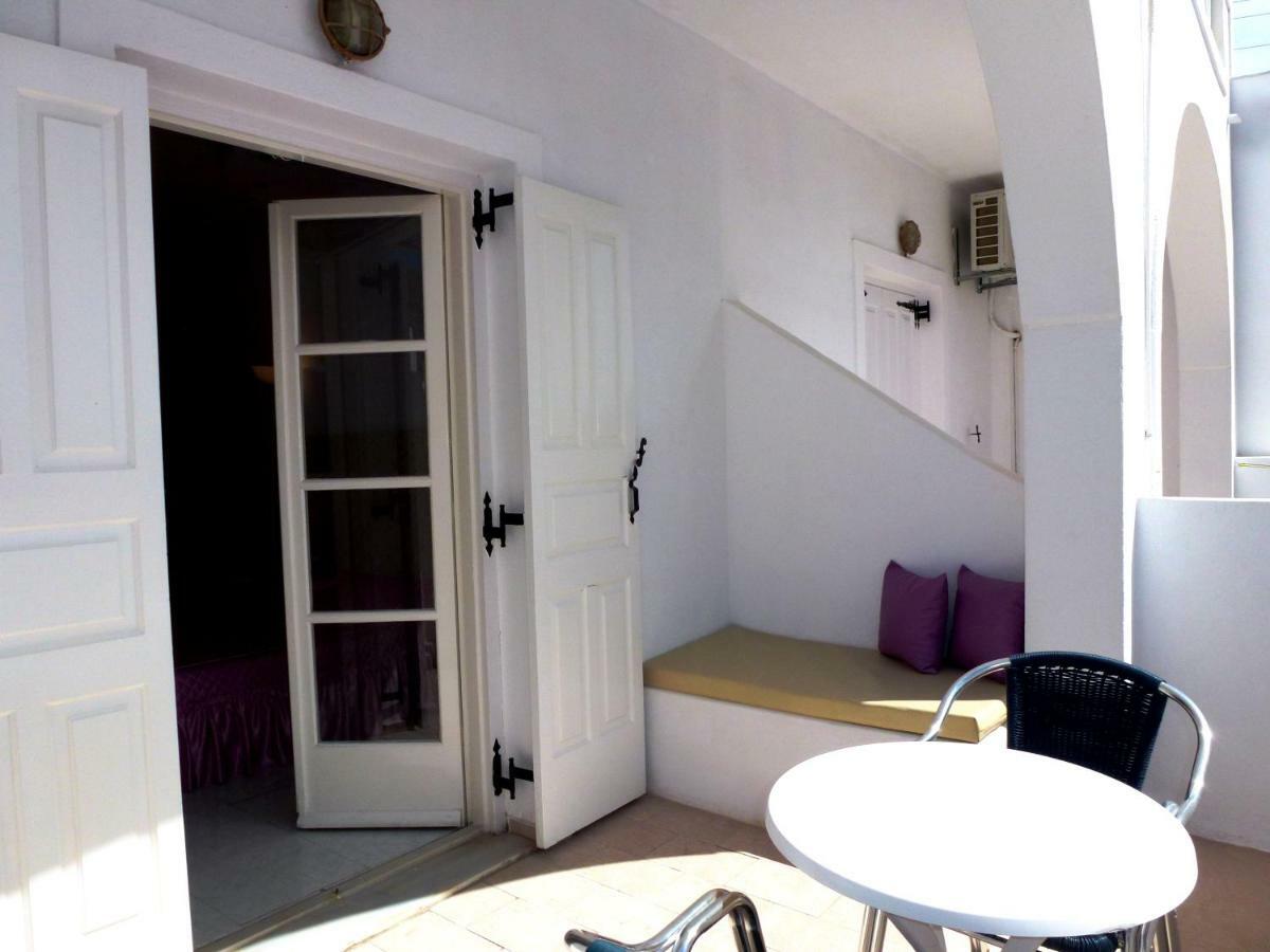 Bougainvillea Suites Kamári Eksteriør bilde