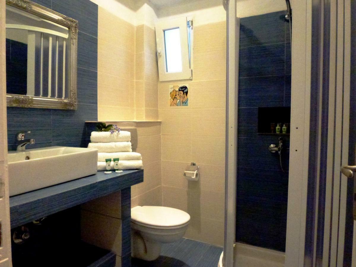 Bougainvillea Suites Kamári Eksteriør bilde