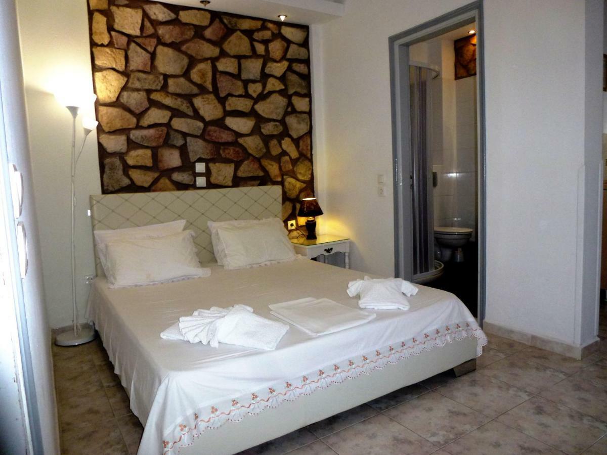 Bougainvillea Suites Kamári Eksteriør bilde